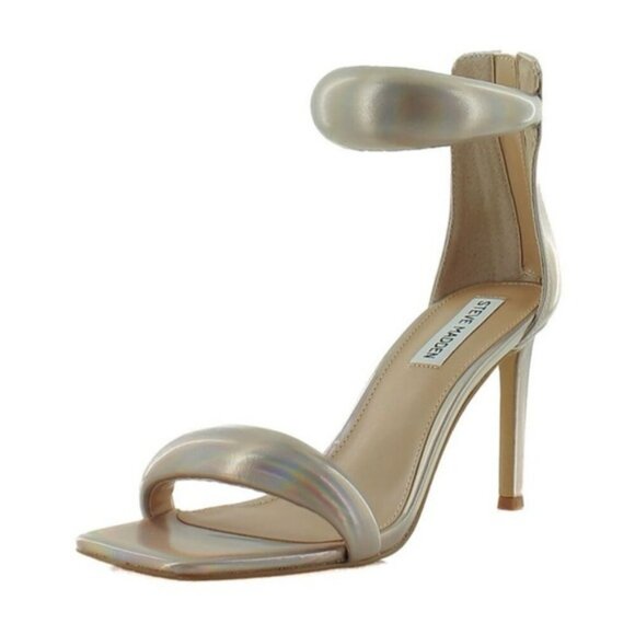 Steve Madden Gold Heels Sleek Design Elegant - Picture 3 of 10